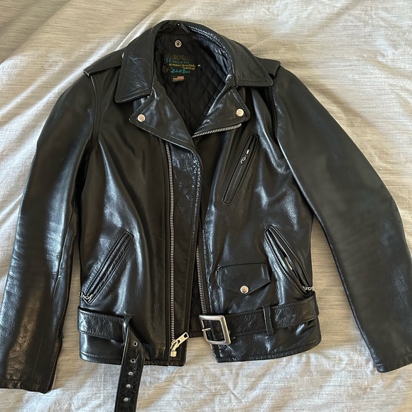 Schott NYC 519 Perfecto Jacket (men’s small)